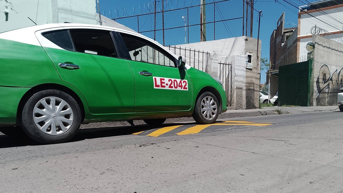 Intervienen esta calle de León para evitar accidentes