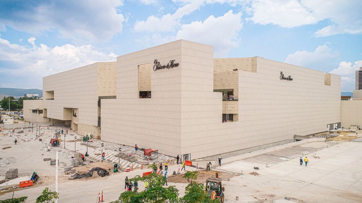 ¡Terminó la espera! Este día abrirá el Palacio de Hierro, con un toque muy de Guanajuato