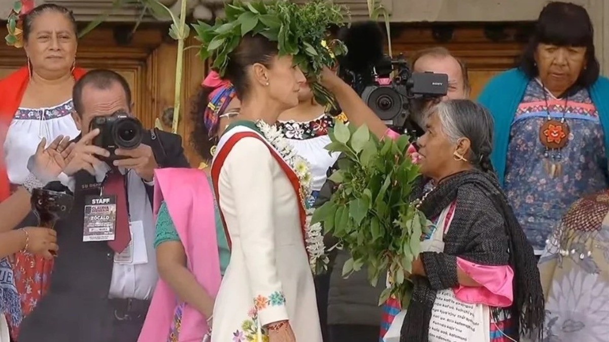 Entregan Bastón de Mando a Sheinbaum