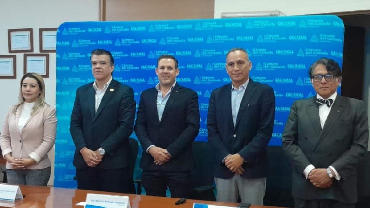 ¡Van zapateros por la recuperación de 12 mil empleos!