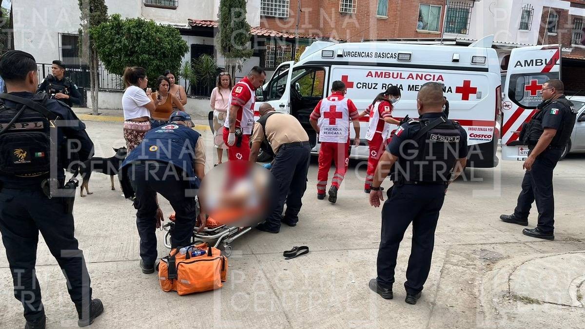 Vecinos le gritan “¡ratero!“, a hombre baleado en la Valle de las Torres I y II