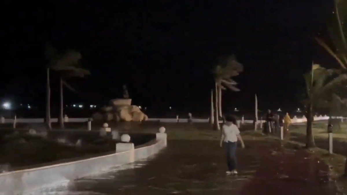 Huracán 'Milton' roza Yucatán pero se debilita, ahora amenaza a EU