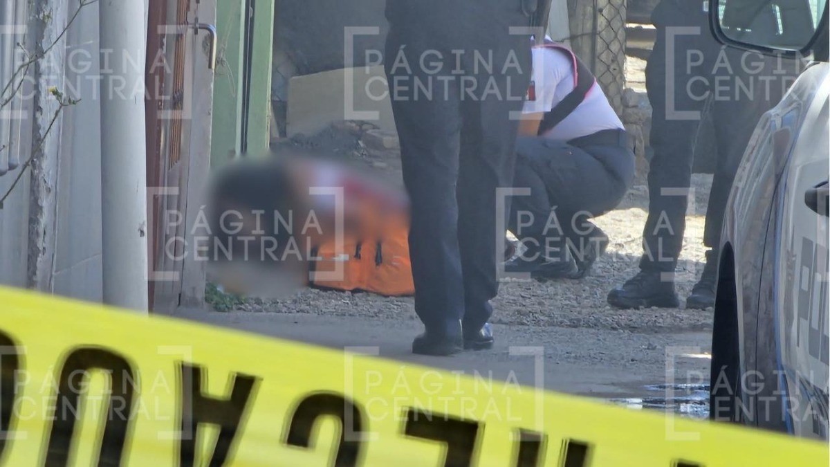 “¡Me quiero ir con él en la ambulancia!“ Balean a dos en El Granjeno y están muy graves