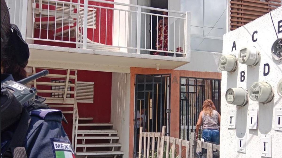 Madre denuncia tormento contra su familia en Brisas del Campestre; policías 'se compraron'