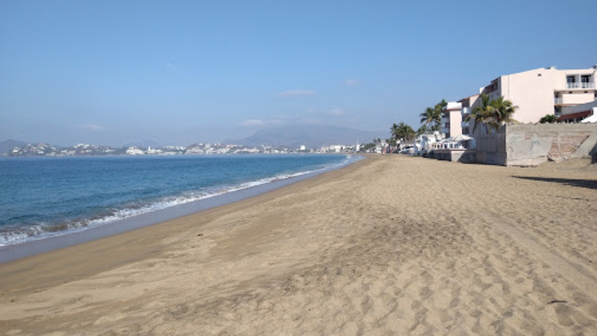 Madre e hija de 7 años mueren ahogadas en una playa de Manzanillo; ambas eran de León