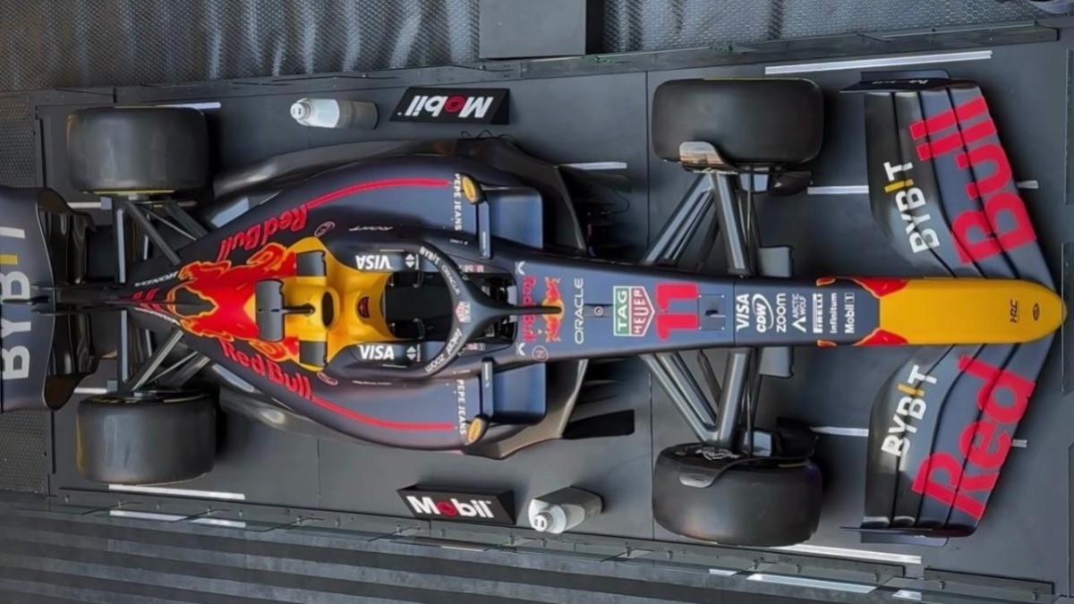 ¡Mucha adrenalina! Auto de ‘Checo’ Pérez visita León