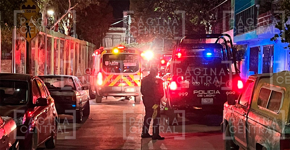 Disparan diez veces contra dos hombres; uno muere y el otro resulta herido