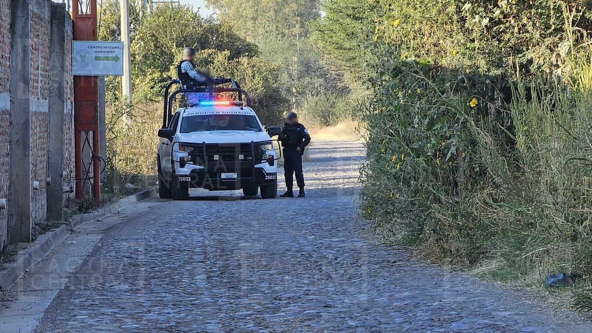 Hallan a joven malherido en camino a la Huaracha, dice que lo balearon tras raptarlo