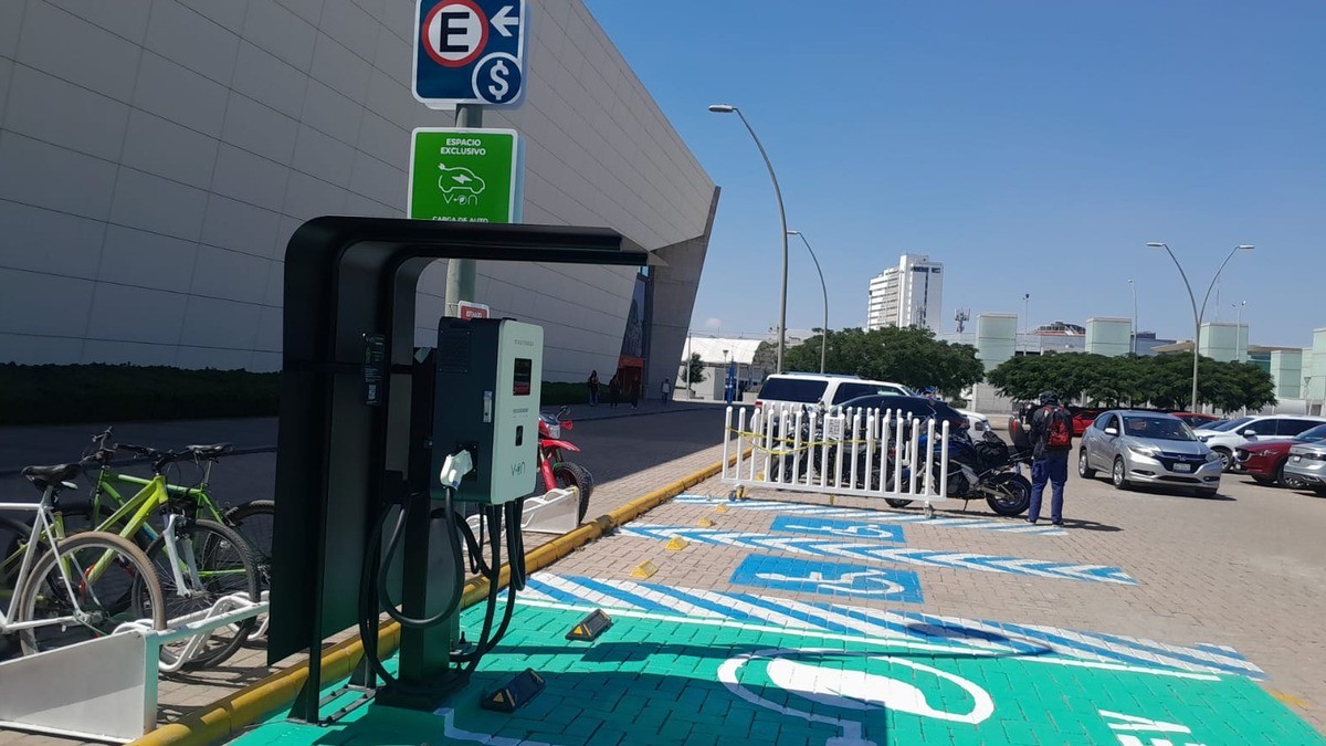 Abren dos estaciones de carga para vehículos eléctricos en esta parte de León