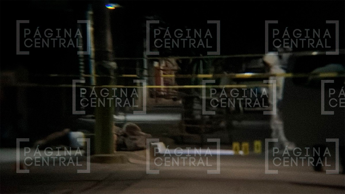 Iba en su triciclo, se detiene en una tienda y lo asesinan de al menos cinco disparos