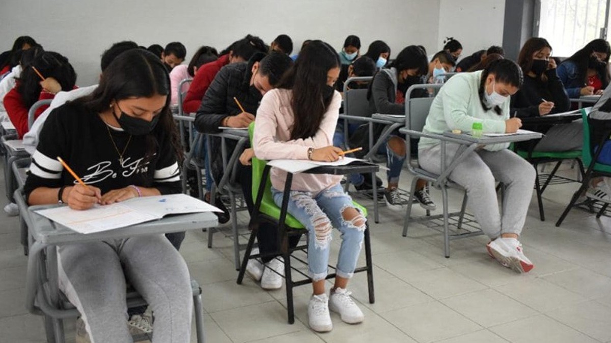 ¡No te quedes sin estudiar! Anuncian 330 mil nuevos lugares en universidades públicas