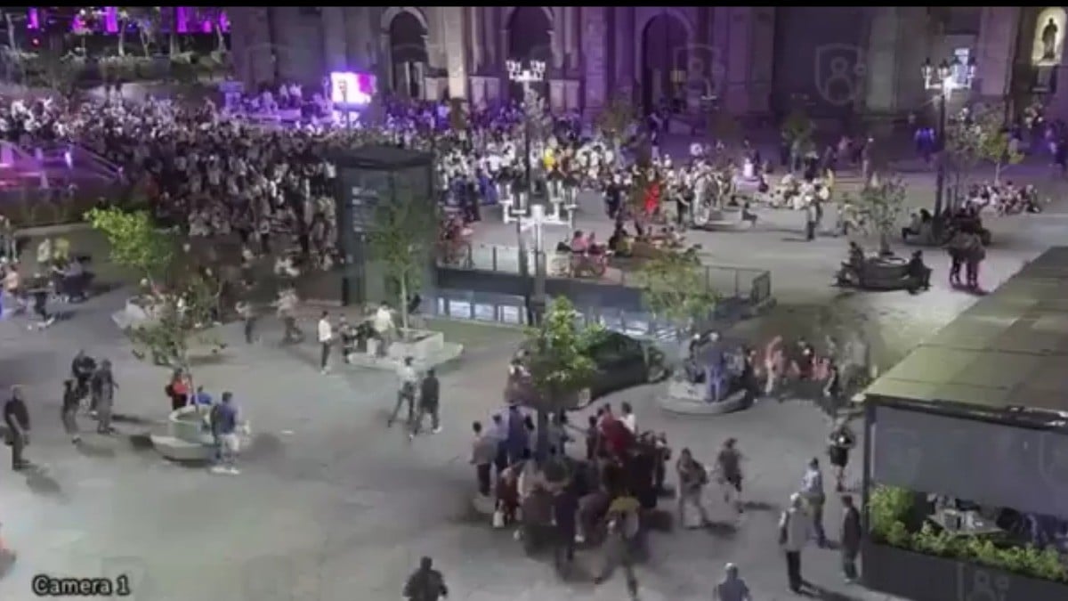 VIDEO Camioneta robada arrolla a 12 personas en plena procesión Provida