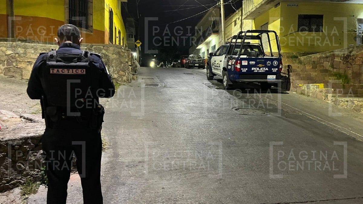Sicarios disparan contra un hombre durante la madrugada en la colonia Bellavista