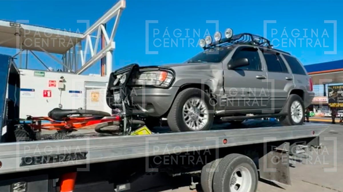 Conductora atropella a 3 estudiantes de la Comercial Bancaria en el Hidalgo; uno murió