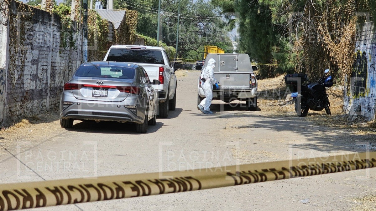 Hallan cuerpo de mujer por el panteón de San Sebastián en plena fiesta del Día de Muertos
