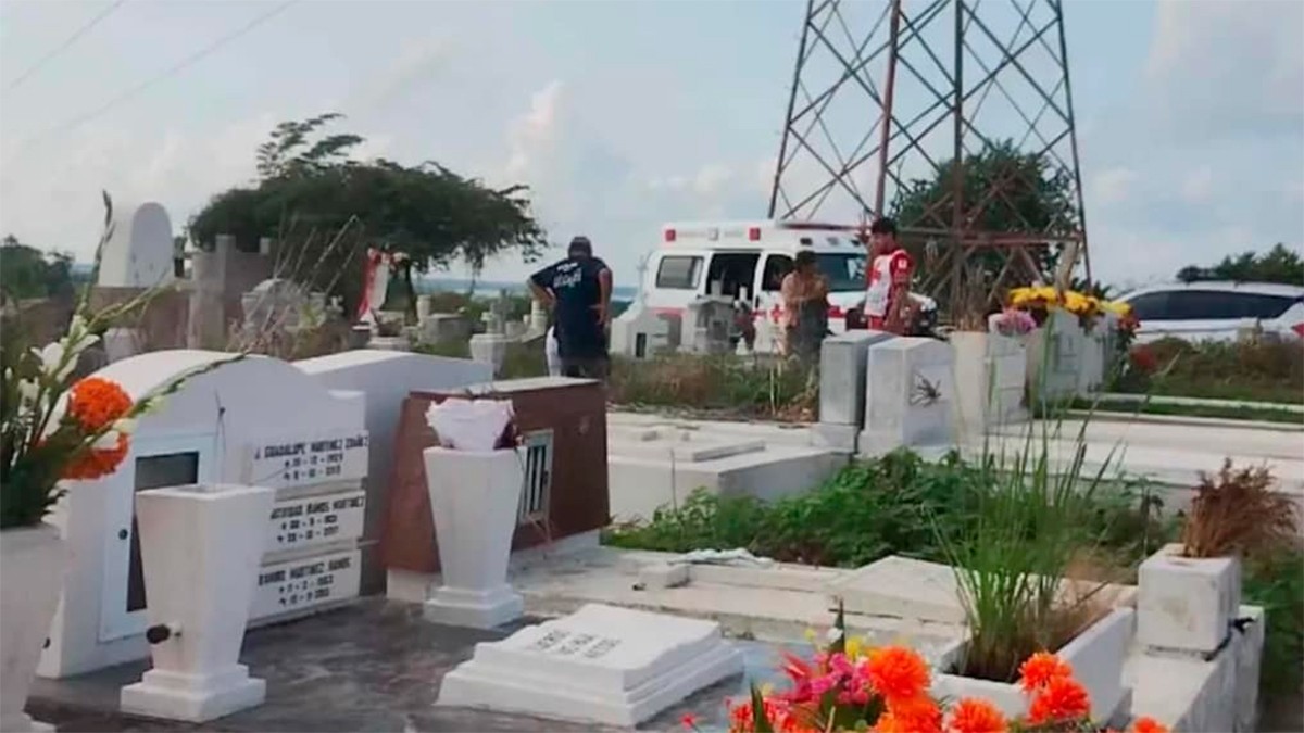 Muere hombre en el panteón mientras visitaba la tumba de su hijo