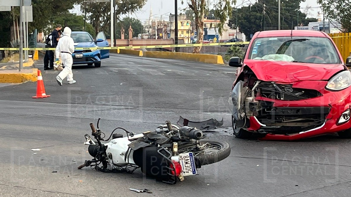 Motociclista choca contra un auto en Malecón del Río y pierde la vida