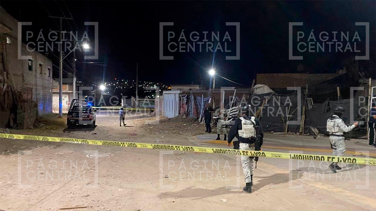 Hallan dos cuerpos emplayados y con huellas de violencia en Lomas de la Paz II