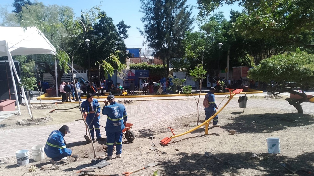 Remodelan Parque Vibar en unión Municipio y OXXO