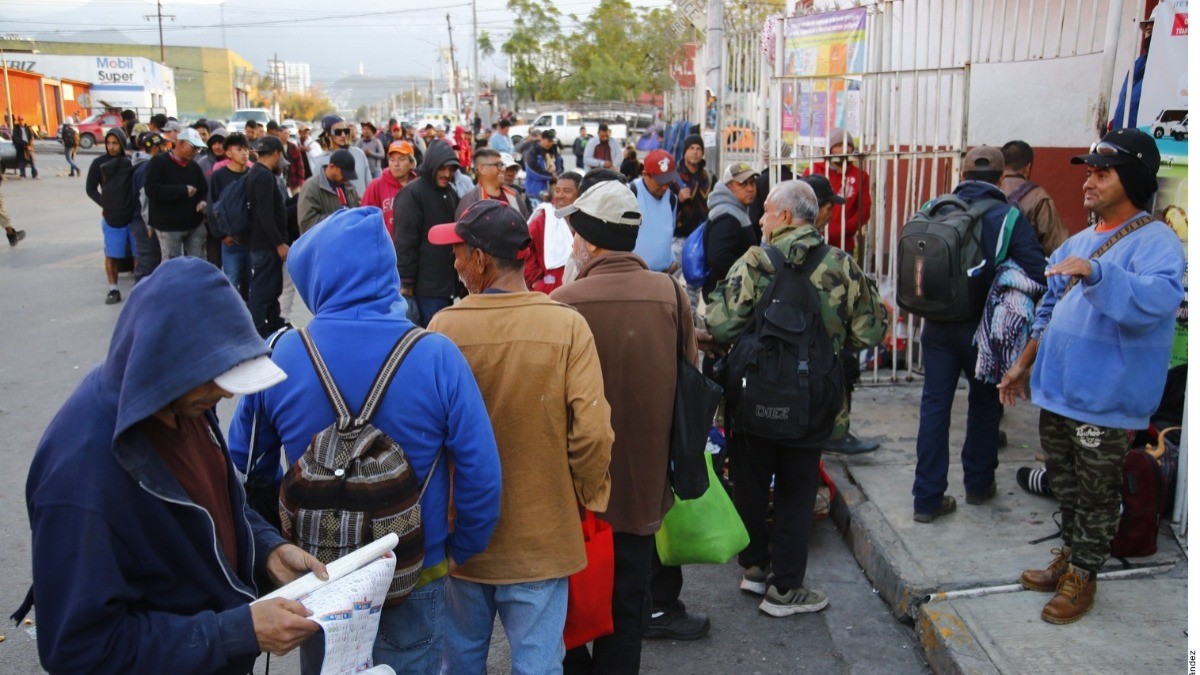 Promete Trump deportación masiva pese a costos