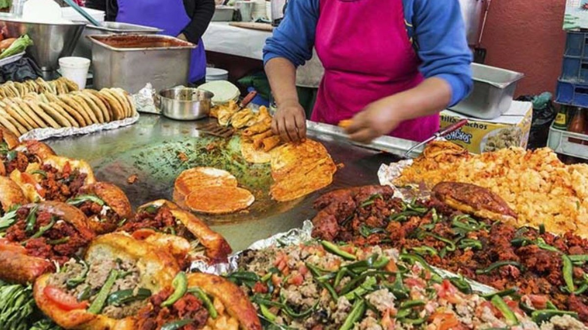 Te digo por qué puede ser peligrosa la comida callejera para la salud