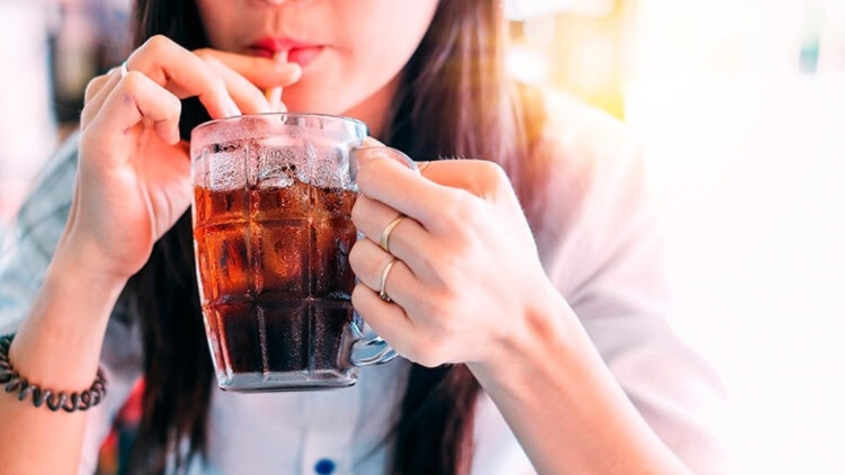 ¡No te arriesgues! Este refresco contiene un aditivo cancerígeno, alerta organización