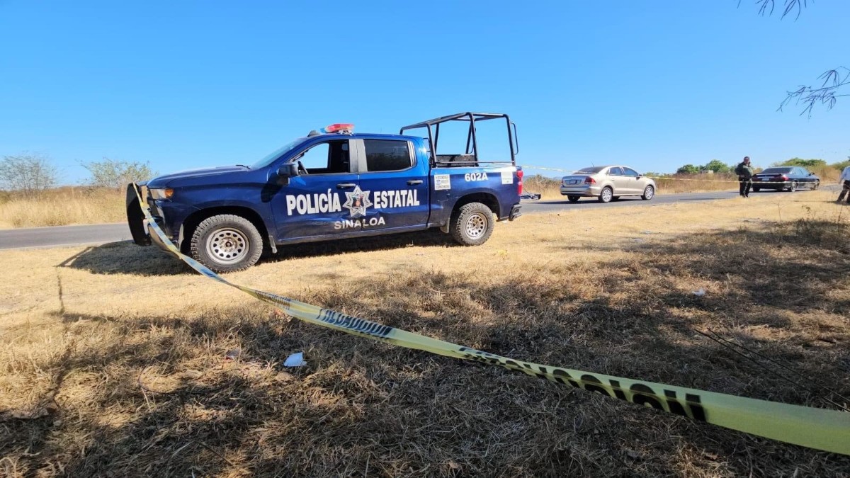 ¡Masacres no paran! Ahora hallan siete cuerpos apilados en carretera de Sinaloa