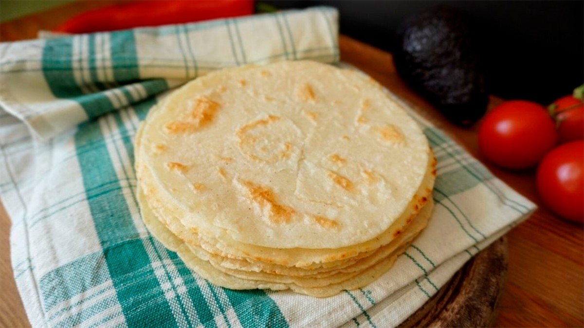 ¿Es cierto que las tortillas de maíz engordan? Así puedes consumirlas de forma saludable