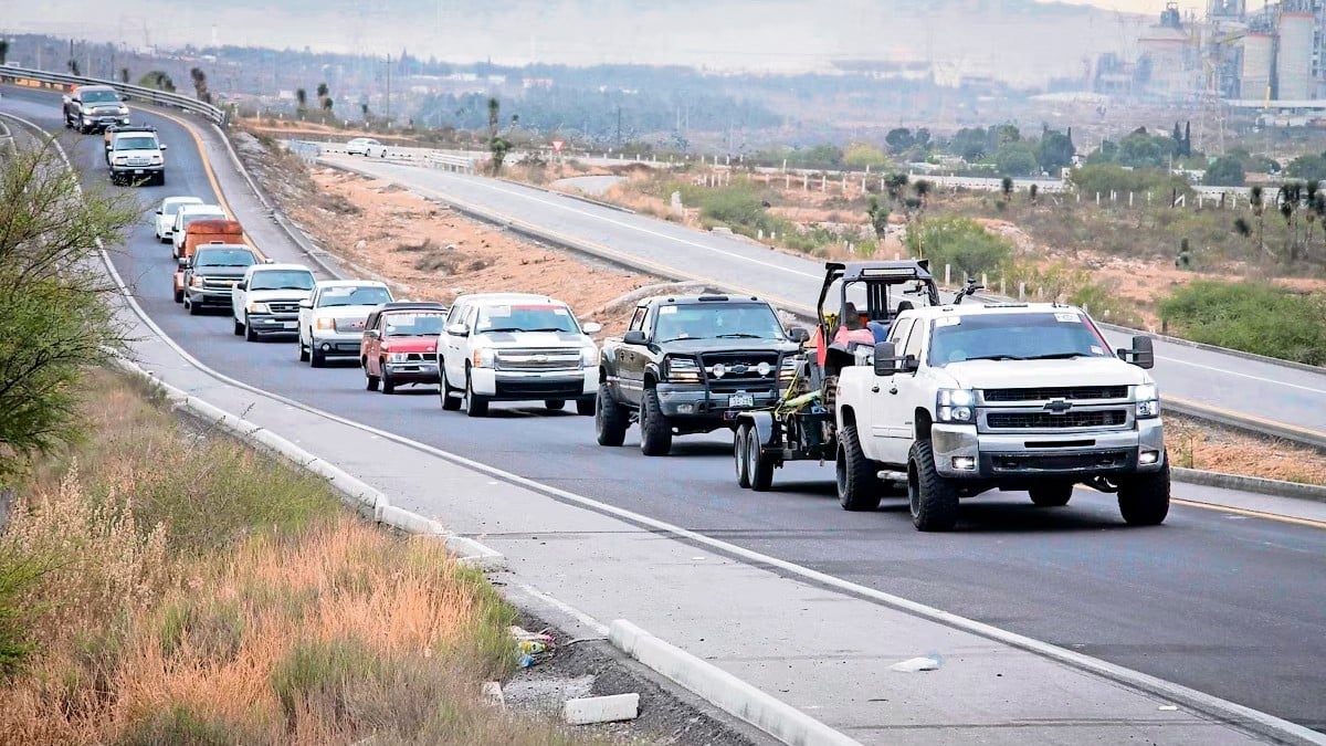 PAN y PRD piden garantizar mayor seguridad a paisanos que regresan a México en fin de año