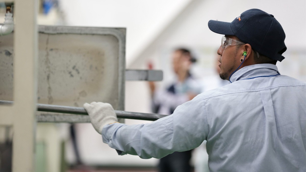 ¿Quién bloquea la reducción de la jornada laboral en el Congreso y cuándo se aprobará?