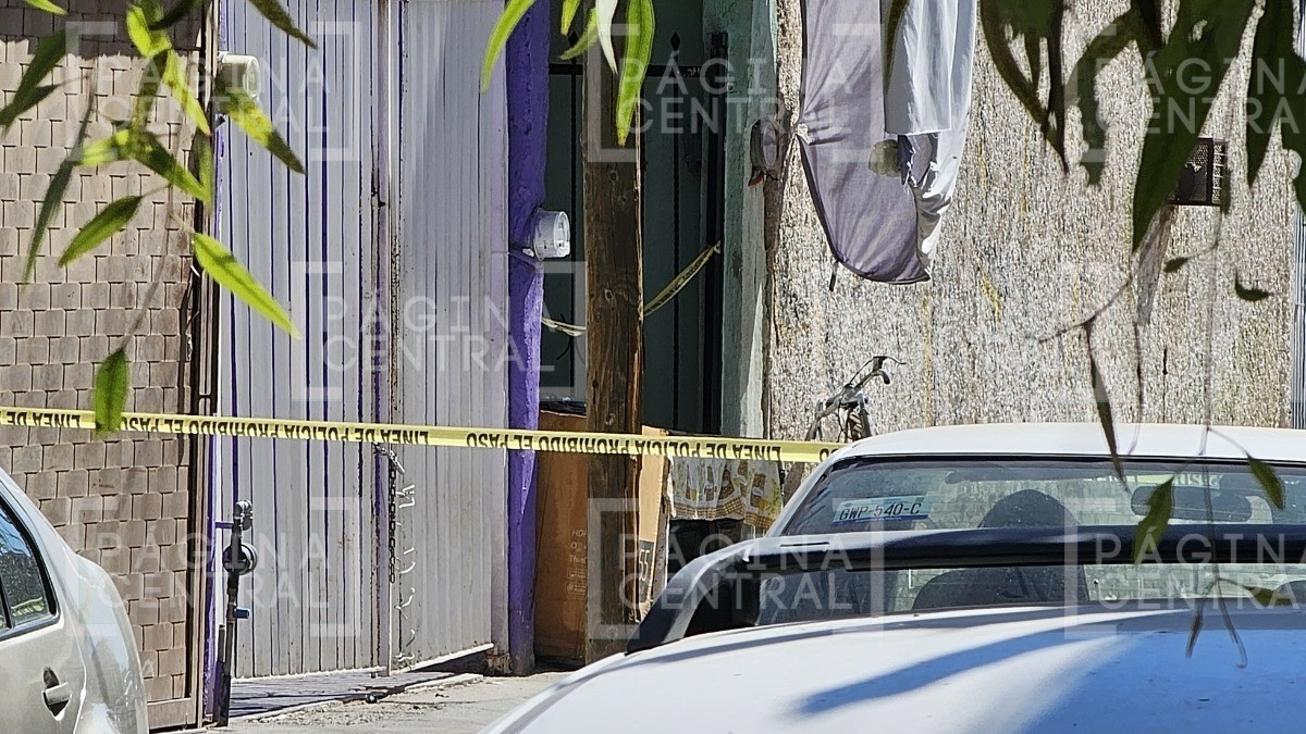 ¡Apenas iba a almorzar! Mujer esperaba sentada su comida cuando la mataron a balazos