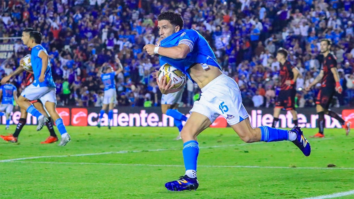 Cruz Azul logra heroico regreso y va ante América en Semis