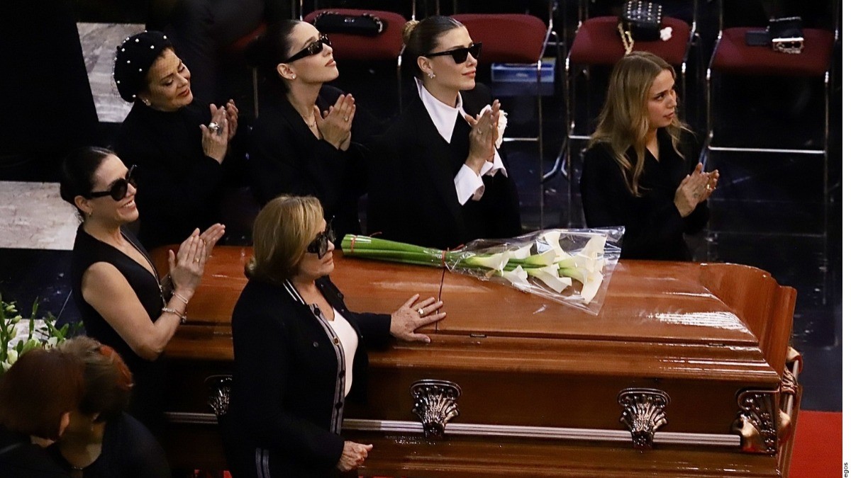 ¡Pepillo sabe cosas!, ¿abandonaron las cenizas de Silvia Pinal?