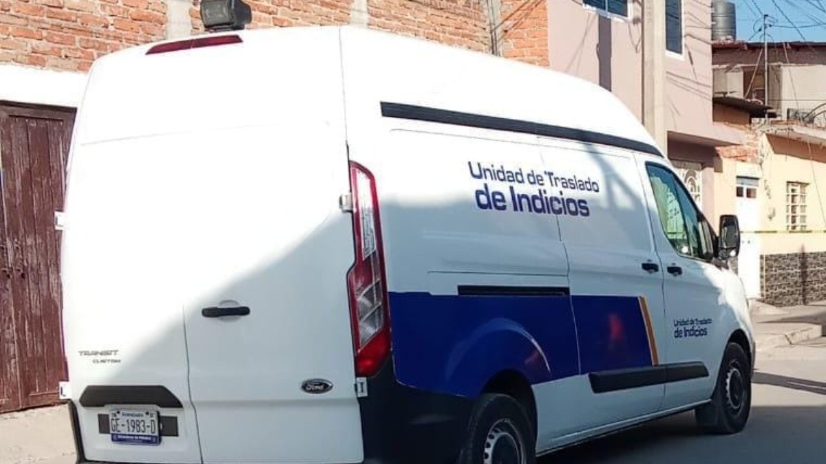 Papá llevaba a su hija a la escuela cuando de pronto lo mataron a balazos