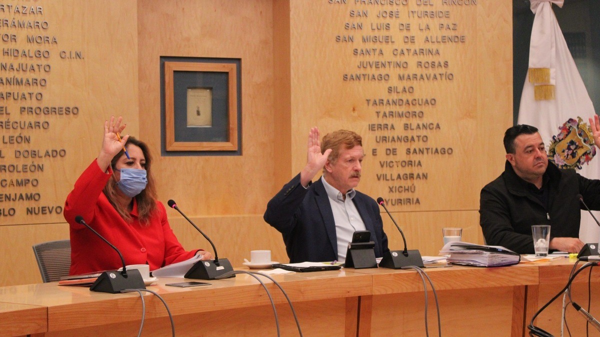 Avalan diputados que fiscal general pueda ser removido el Ejecutivo y solo dure nueve años