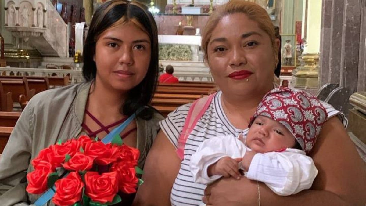 Agradece a Virgen de Guadalupe la salud de su hija adolescente tras dar a luz a su nieto