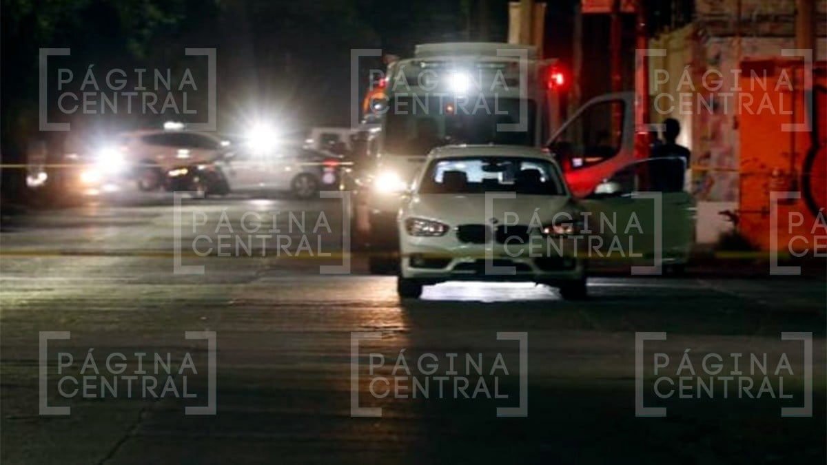 Asesinan a un hombre mientras conducía su BMW en la colonia Andrade