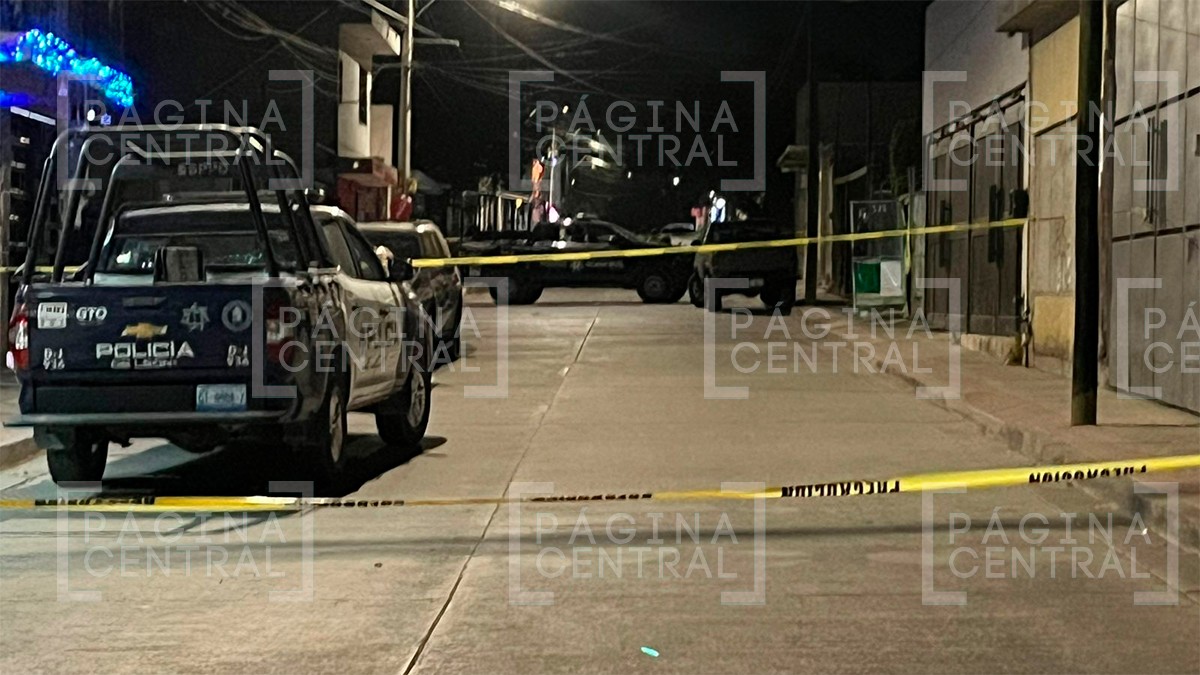 Menor de edad es asesinado dentro de su casa; vecinos reportan al menos 10 disparos