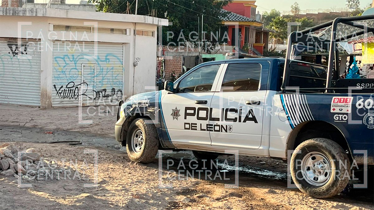 Balean a un hombre y, gravemente herido, corre hasta su casa para pedir ayuda