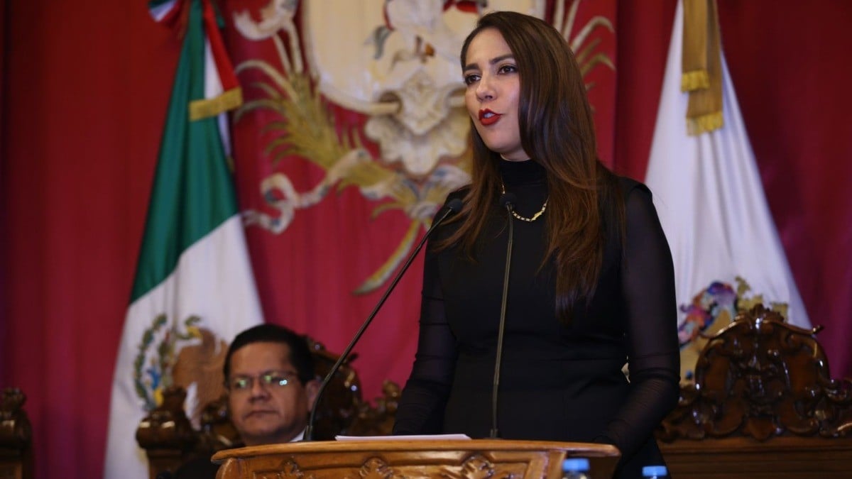 Criminales matan a policías con armas más poderosas que las que traen los agentes