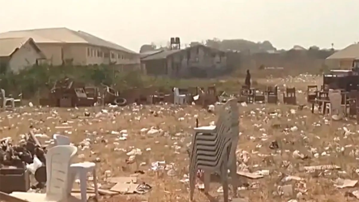 Esperaban regalos en una feria, pero una estampida dejó 34 niños muertos