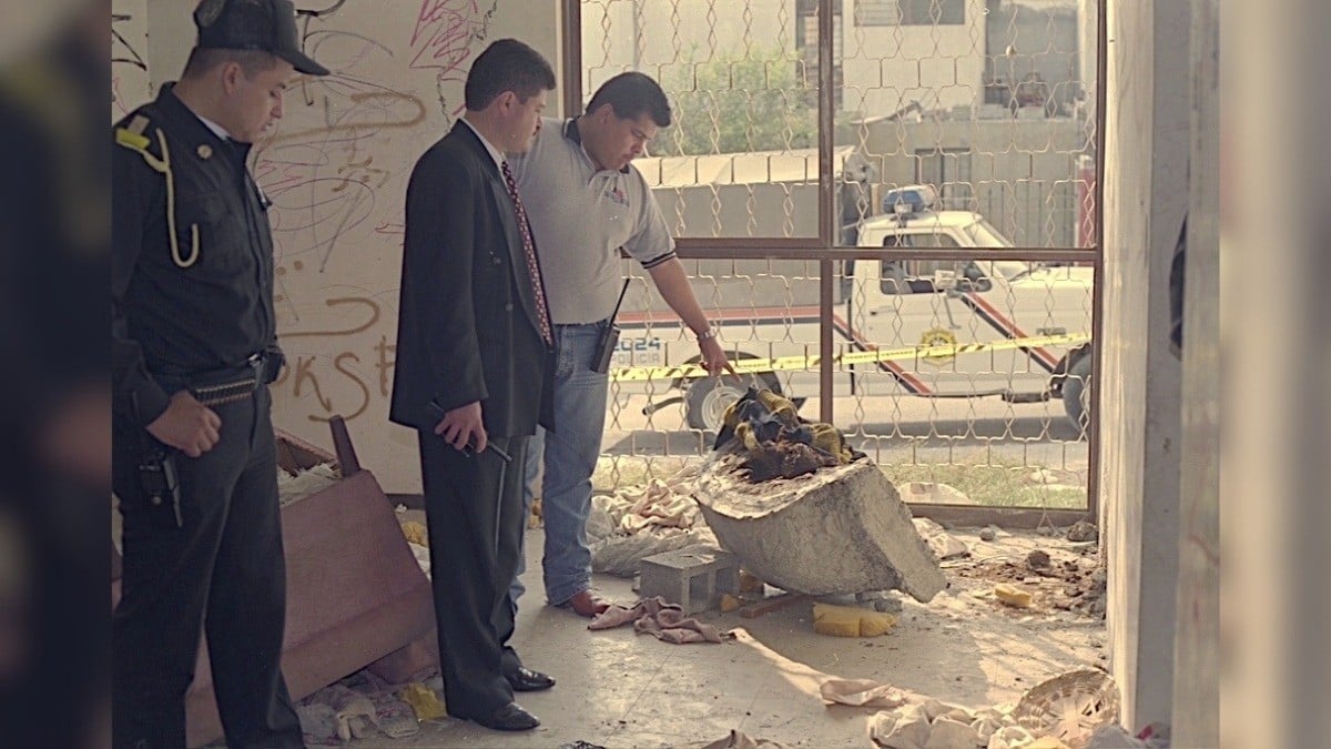 Un crimen impensable: La niña de la maleta