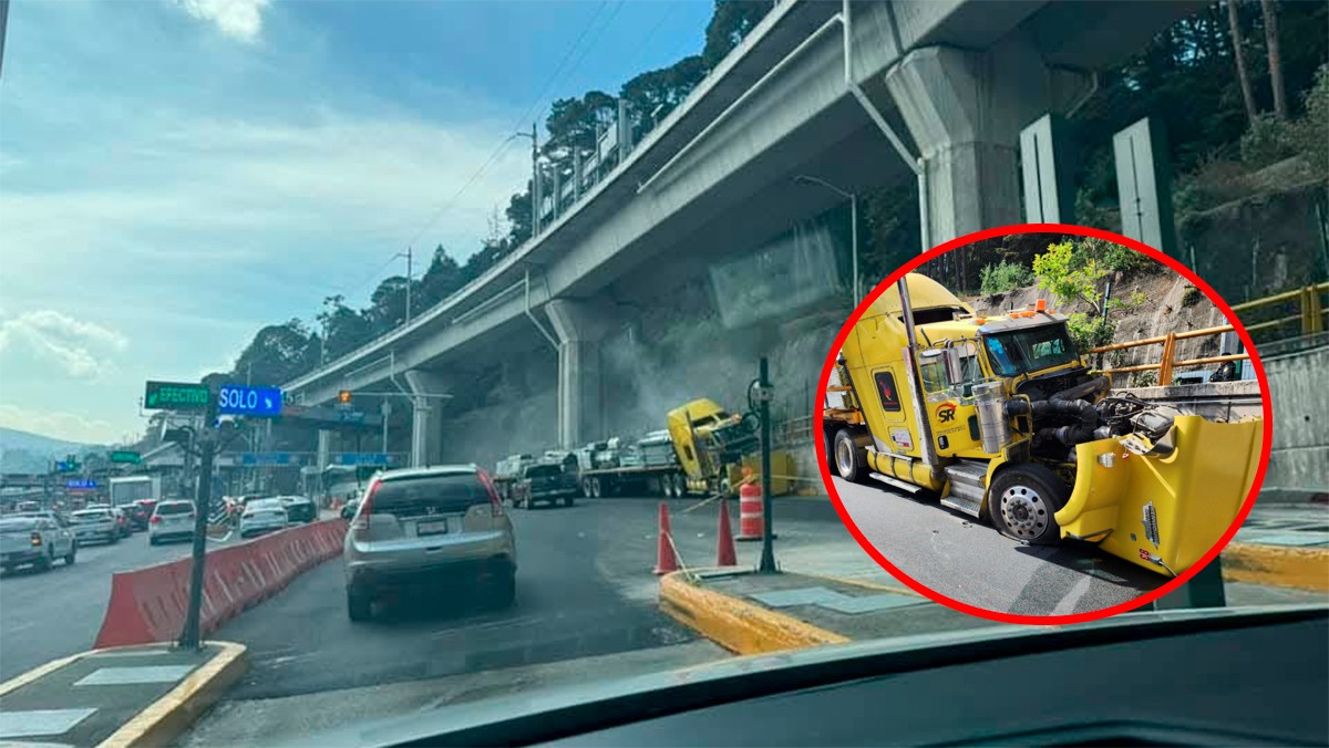 VIDEO Tráiler se queda sin frenos y embiste a 10 vehículos en autopista