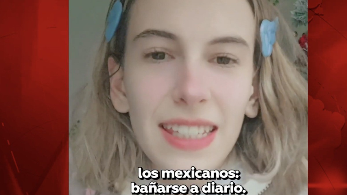¿Por qué bañarse todos los días?, cuestiona influencer francesa a mexicanos