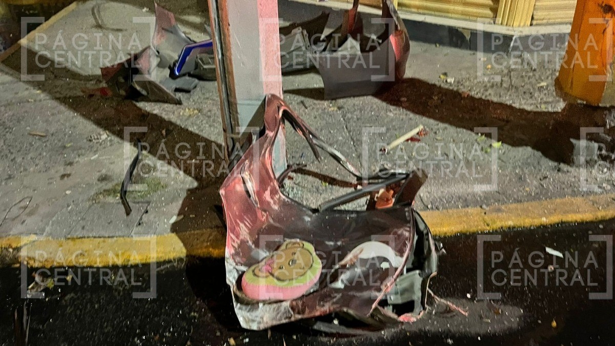 “¡Sonó como una explosión!” Detienen a mamá por choque, su otra hija tiene dos fracturas