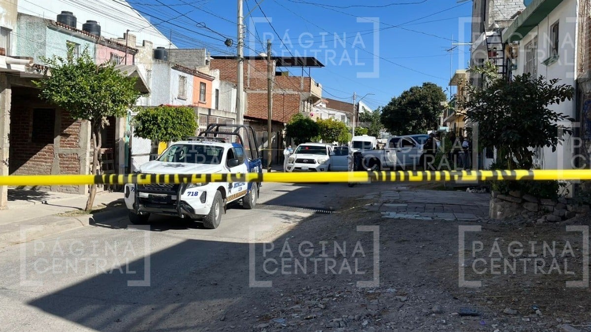 ¡Escucharon gritos! Leonés mata a su esposa con cuchillo, hiere a vecina y luego hizo esto