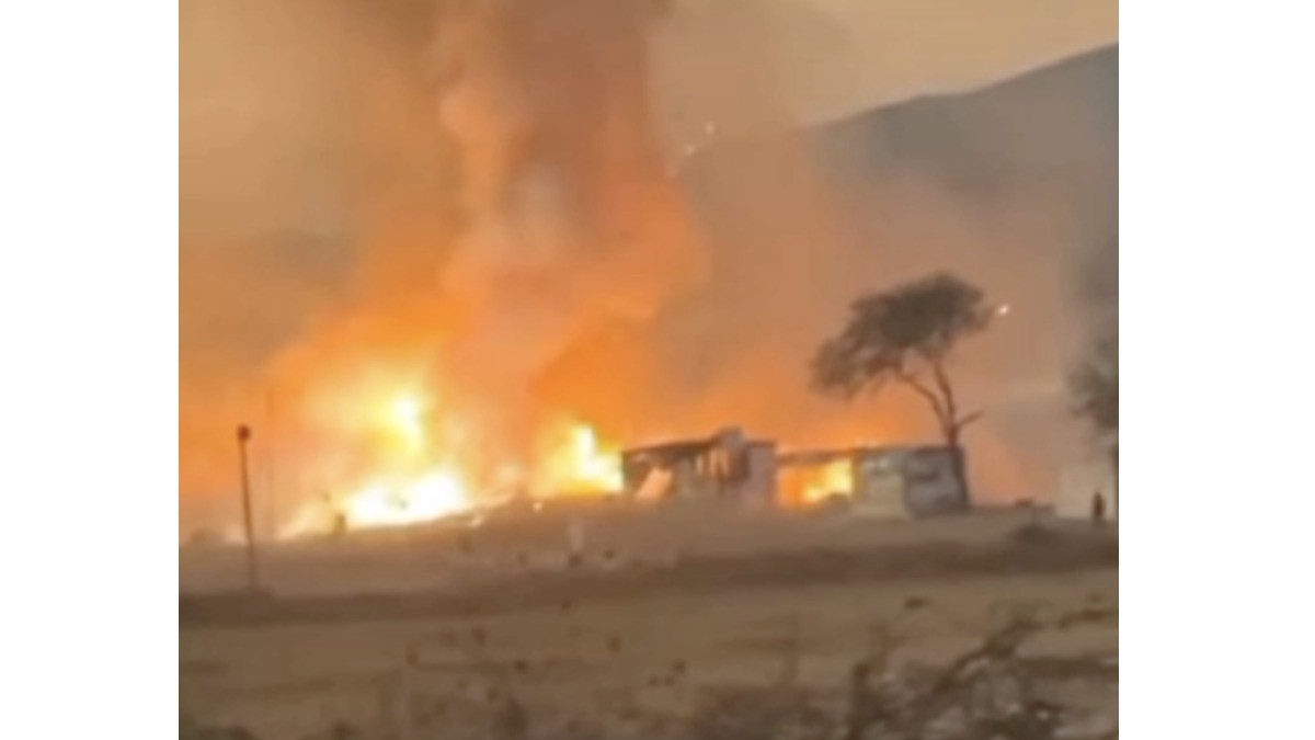 VIDEO Explosión de polvorín hace cimbrar a este lugar