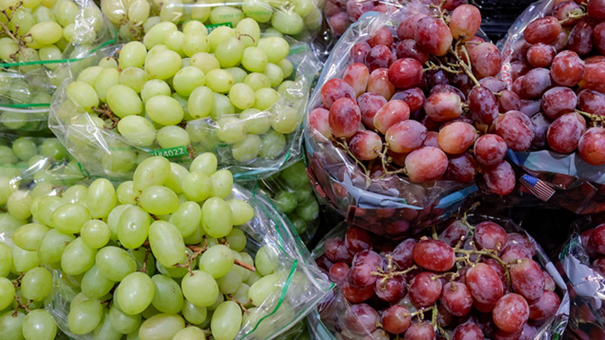 ¿Ya tienes las uvas para el brindis de Año Nuevo? Esto cuestan en el Descargue Estrella