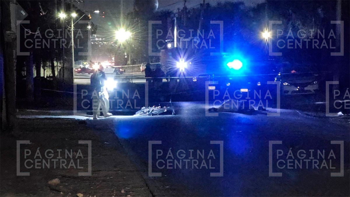 Conduce a exceso de velocidad, atropella y mata a ciclista; huye, pero es detenido