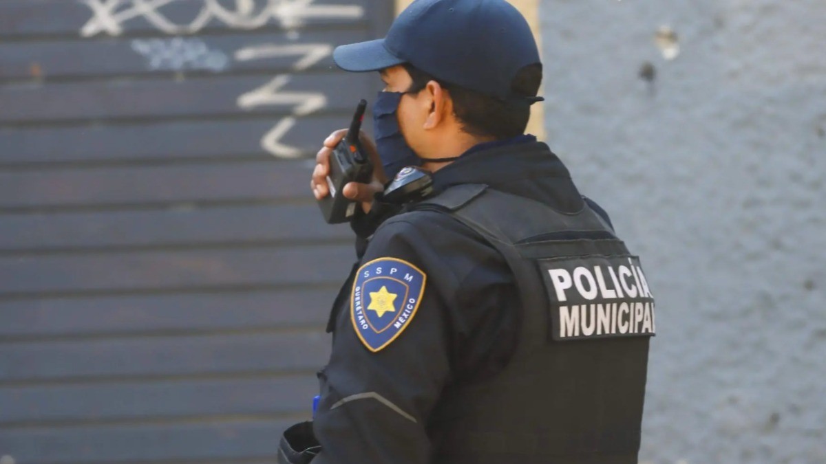 Mamá abandona a su hija en taquería; “Ahí me la cuidan“, dijo a los empleados y no regresó